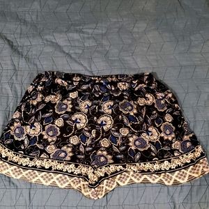 Women's Floral Shorts